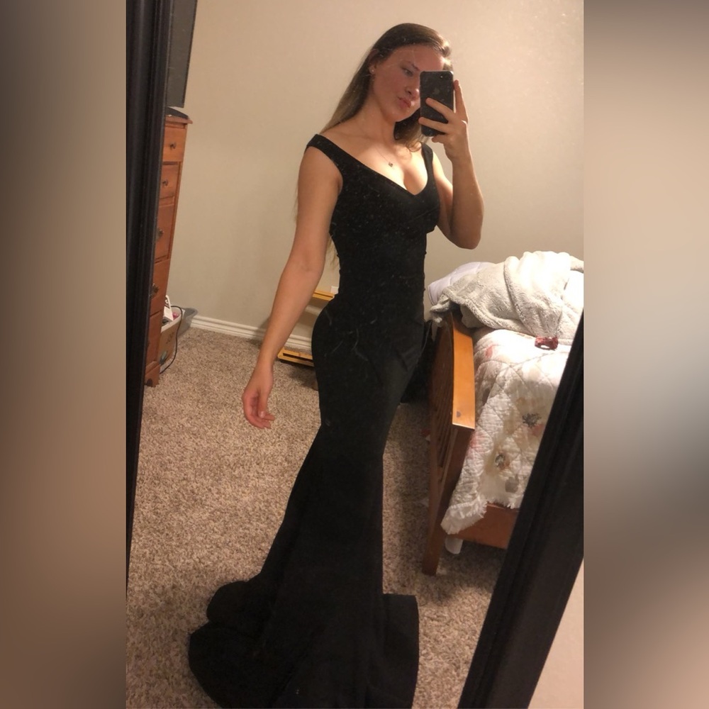 Elegant Black Evening Gown